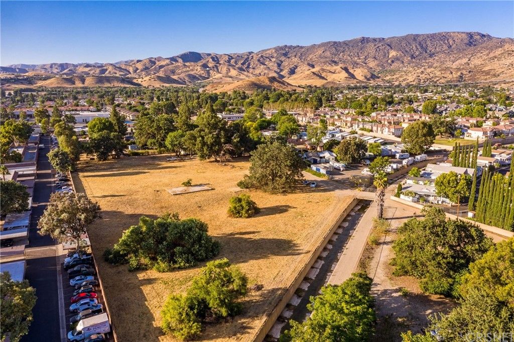1761 Oak Rd, Simi Valley, CA 93063